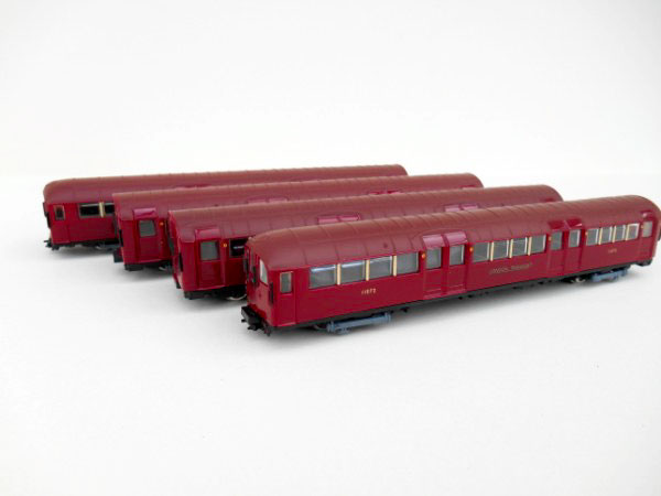 London Underground Metro Cammell 1938 Stock red with brown roof London Underground Metro Cammell 1938 Stock red with brown roof